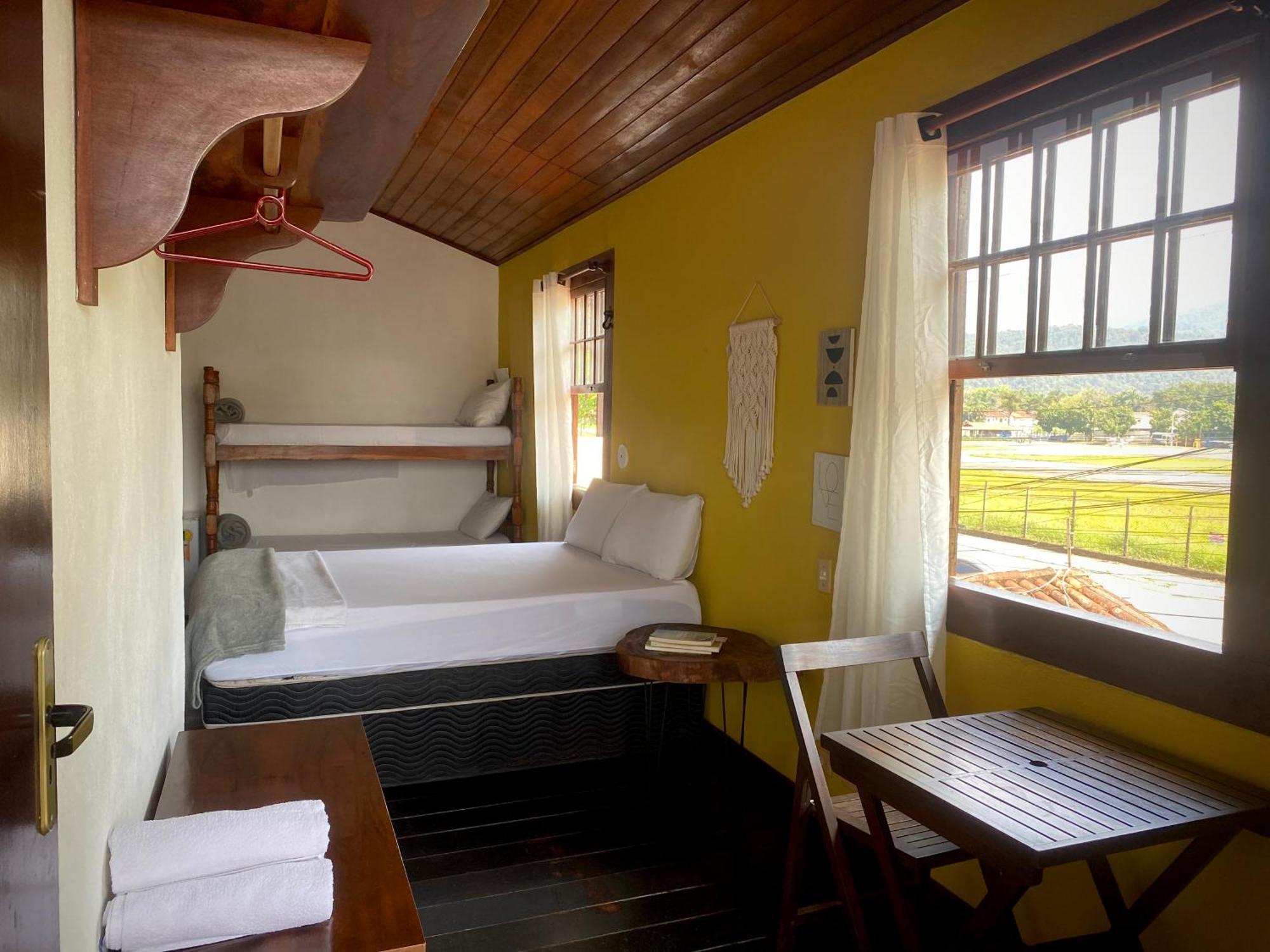 Mai Chameguin Hospedagens Guest house 3*